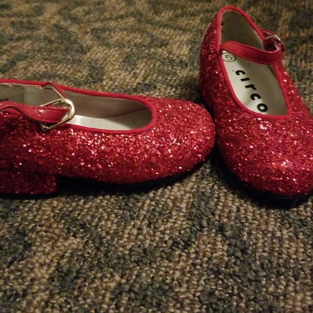 Toddler shoes.
